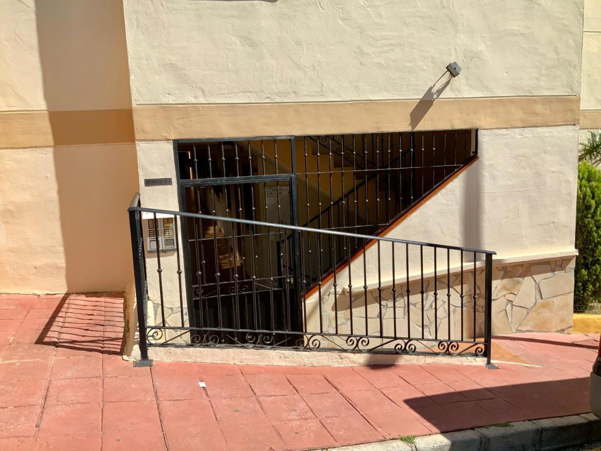 Apartamento De 2 Dormitorios, Gran Terraza, Vistas Al Mar Cerca Playa Carvajal Бенальмадена Экстерьер фото