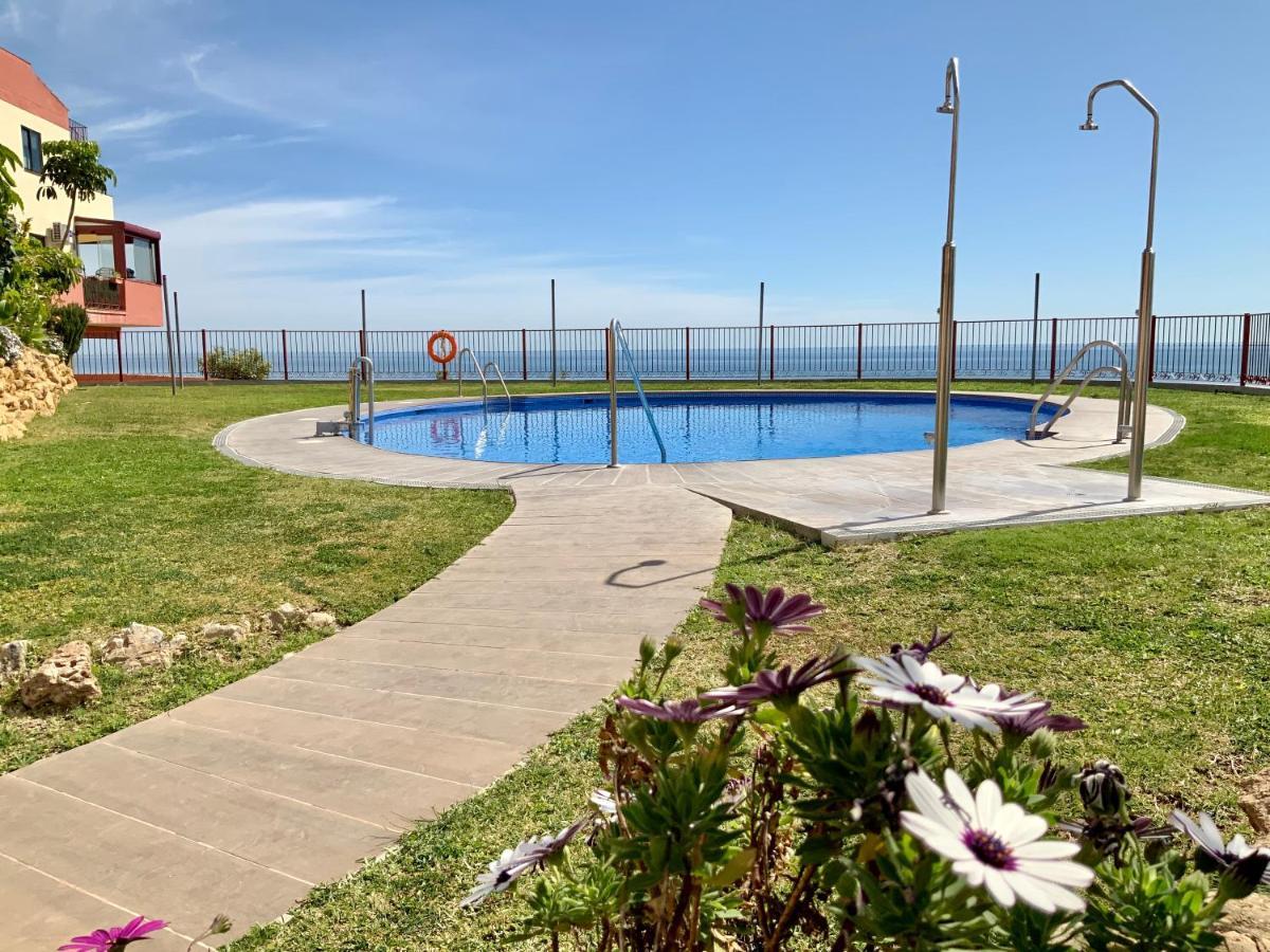 Apartamento De 2 Dormitorios, Gran Terraza, Vistas Al Mar Cerca Playa Carvajal Бенальмадена Экстерьер фото
